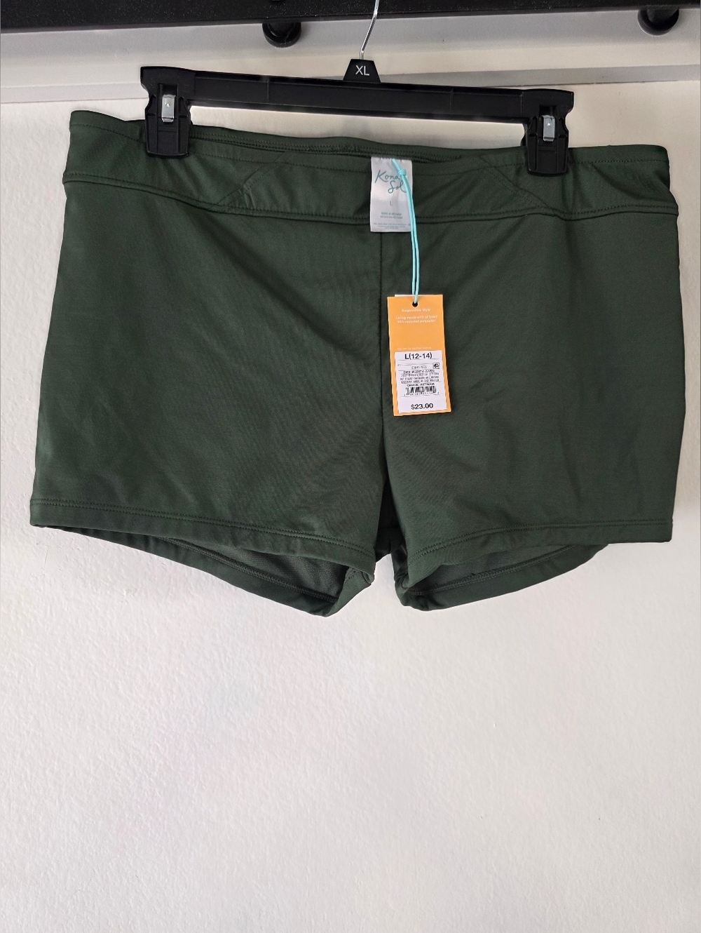 NWT Kona Sol Boyshort Swim Shorts